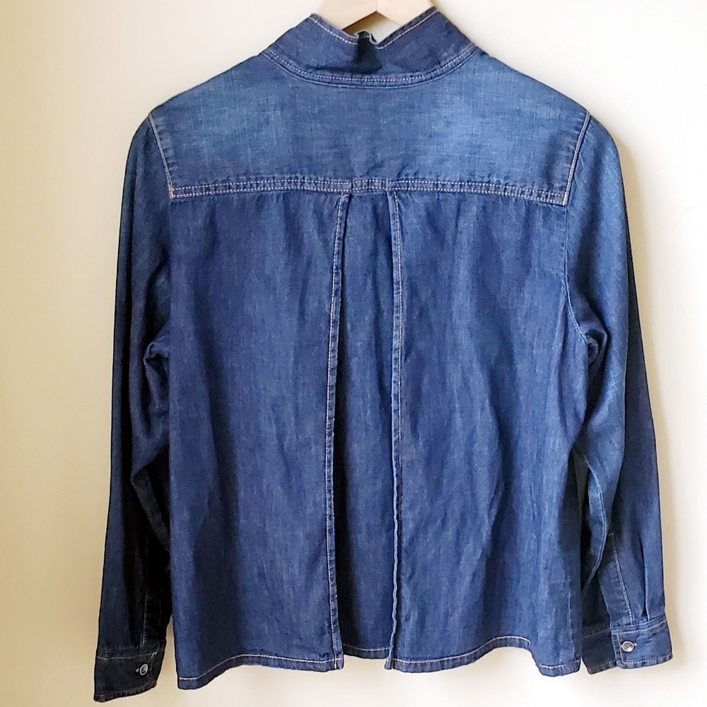 Soft Surroundings Denim Button Down Petite Medium - image 3